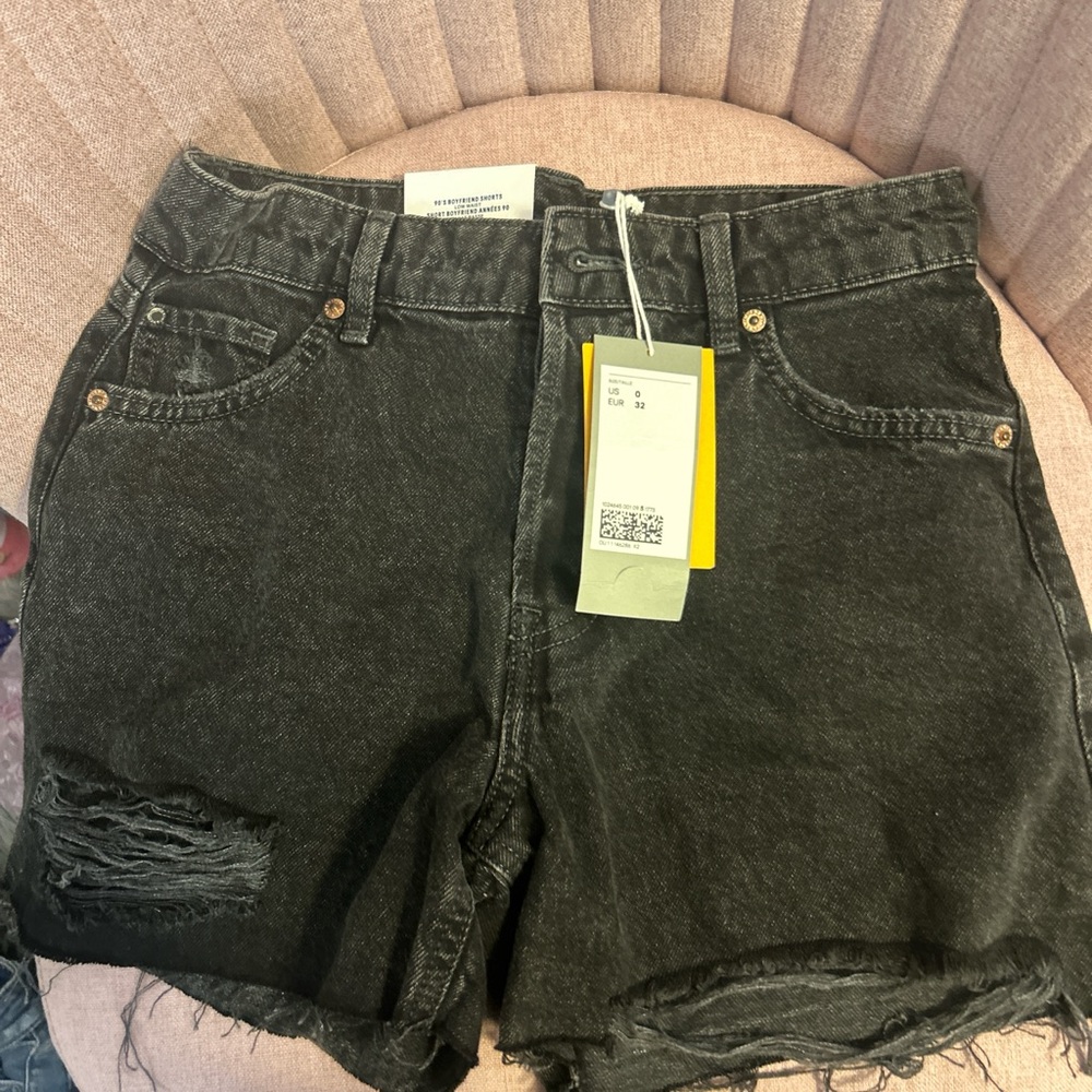 90s boyfriend denim shorts black
